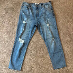 Zara Women’s Slim Skinny‎ High Rise Cropped Distressed Jeans Size 10